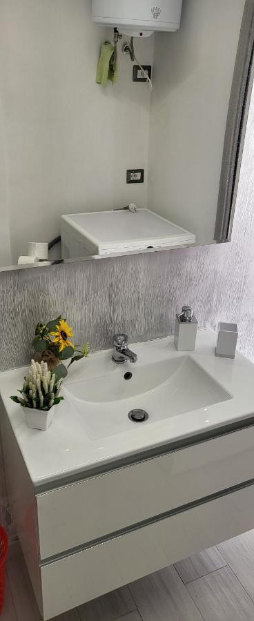 Holithªy Molª Bed & Breakfast Mola di Bari Exterior foto